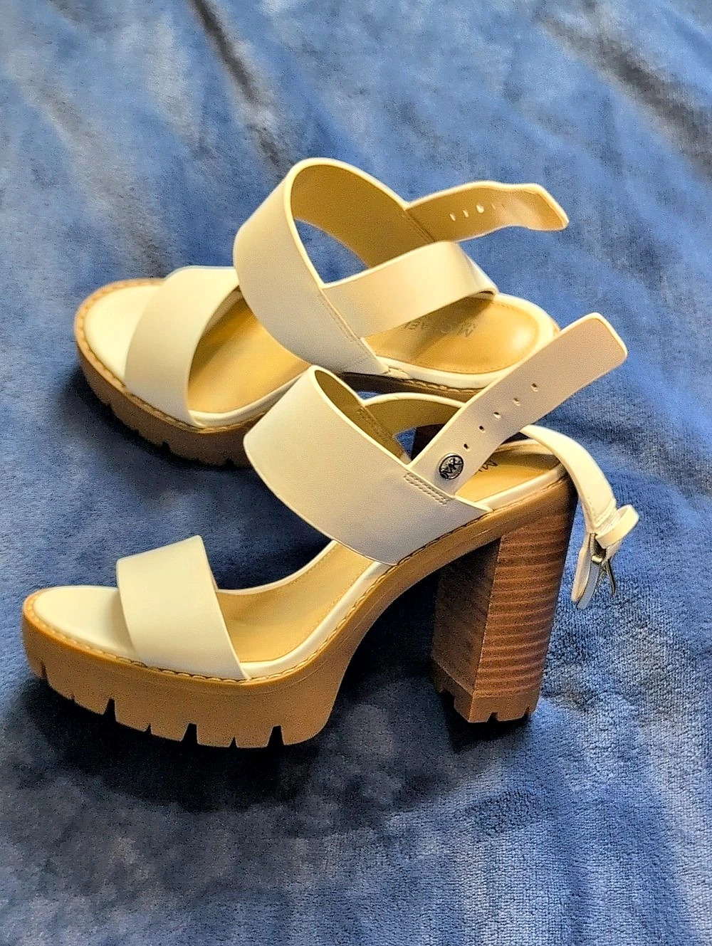 Michael Kors Raven Leather Block Heel Sandal White